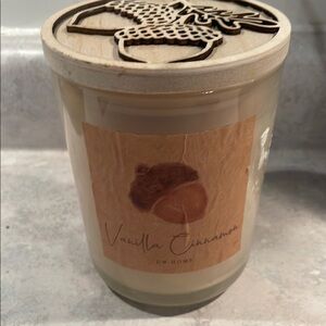DW Home Vanilla Cinnamon Candle